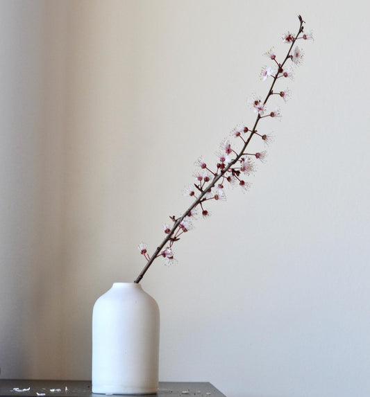 Handmade White Ceramic Bud Vase – Japandi Minimalist Decor, Modern Neutral Vase for Table, Shelf, Bedroom & Home