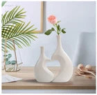 Set of 2 White Ceramic Heart Shaped Vases – Matte Frosted Finish, Romantic Valentine’s Day Decor for Home, Table & Centerpieces